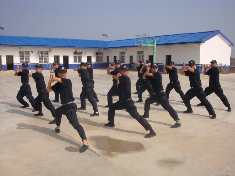 1758022675114137.jpg Q1.jpg