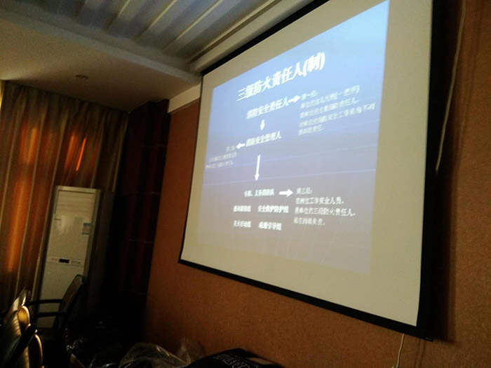 1758024262542501.jpg Q1.jpg