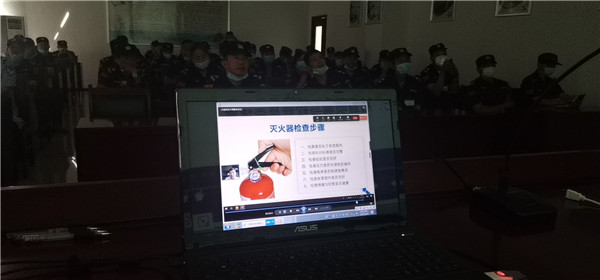 1758024658131264.jpg Q1.jpg