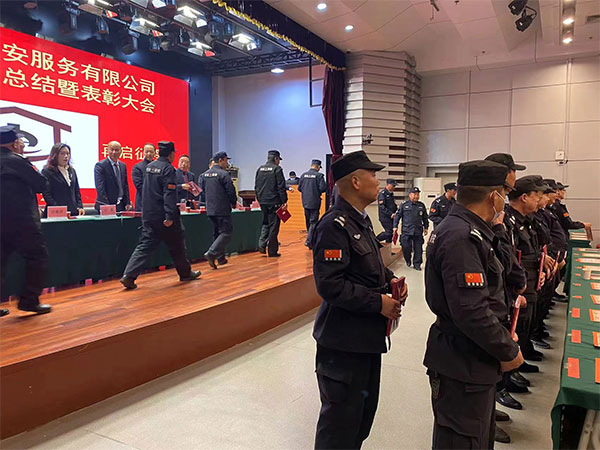 1758026003681193.jpg Q1.jpg