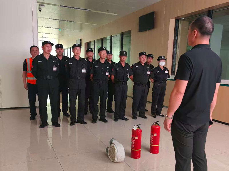 1758847568220753.jpg 醫(yī)院安保.jpg